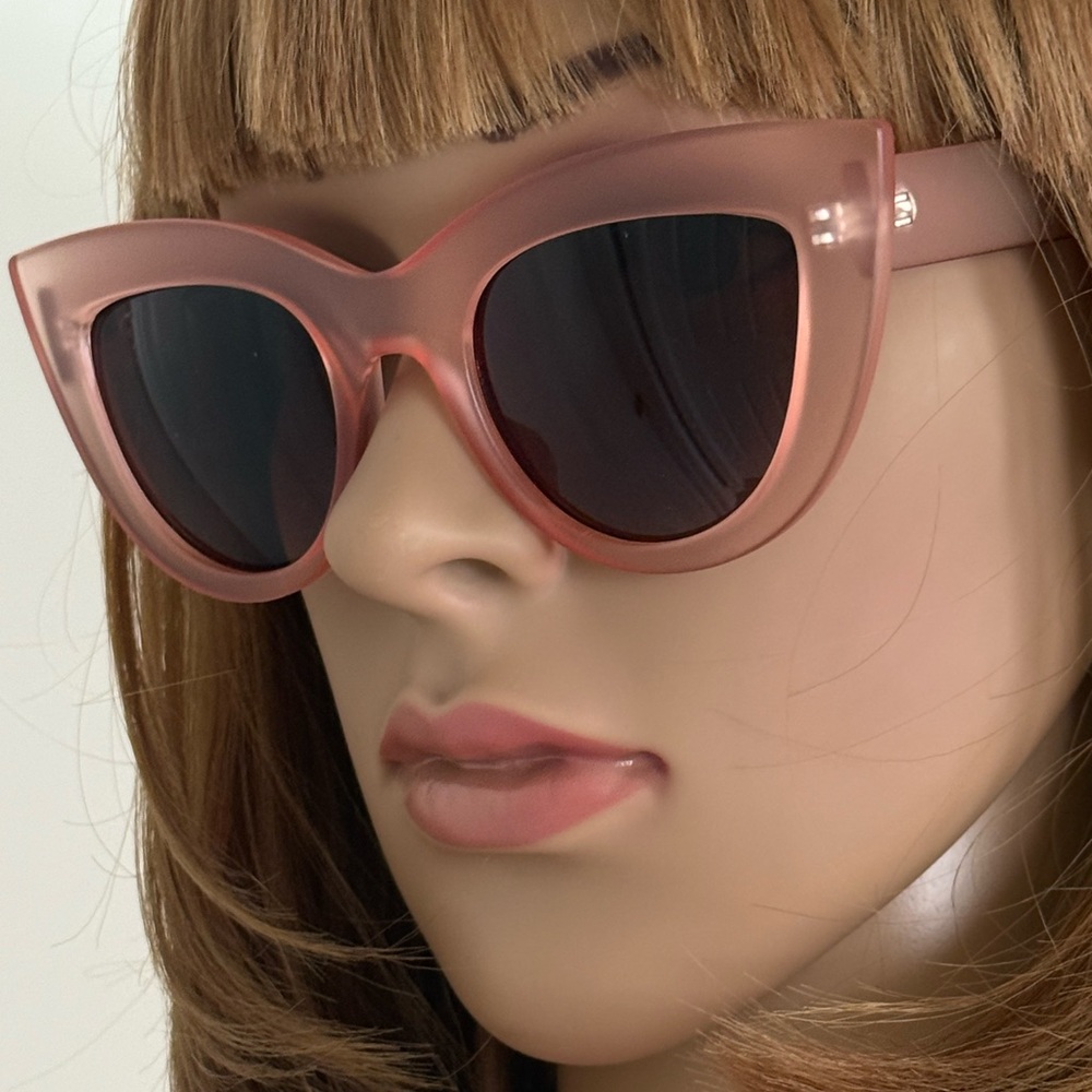 Blush Pink Cat-Eye Sunglasses - Picture 3 of 3